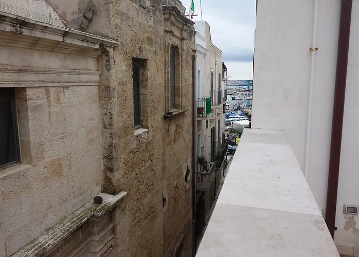 Al Duomo 4* מולה די בארי